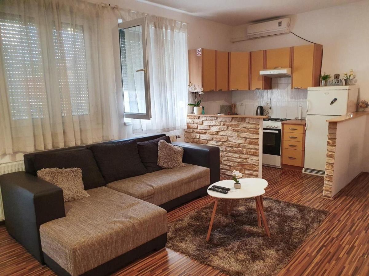 Apartment Laura & Lucija Osijek Eksteriør billede
