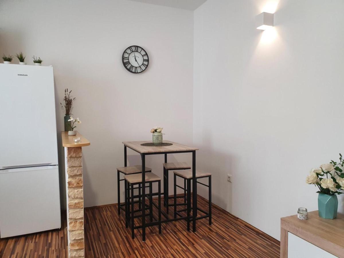 Apartment Laura & Lucija Osijek Eksteriør billede